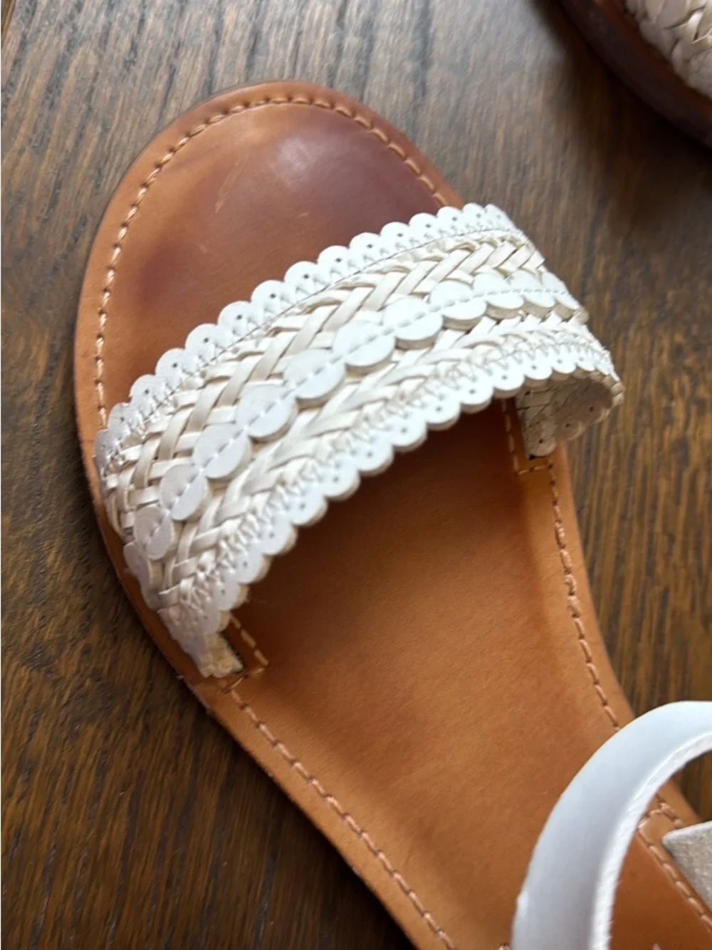 Girls sandals